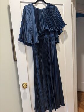 MAC DUGGAL Dress Size 4 Evening Gown Navy Blue Pleated Capelet Midi Maxi NEW